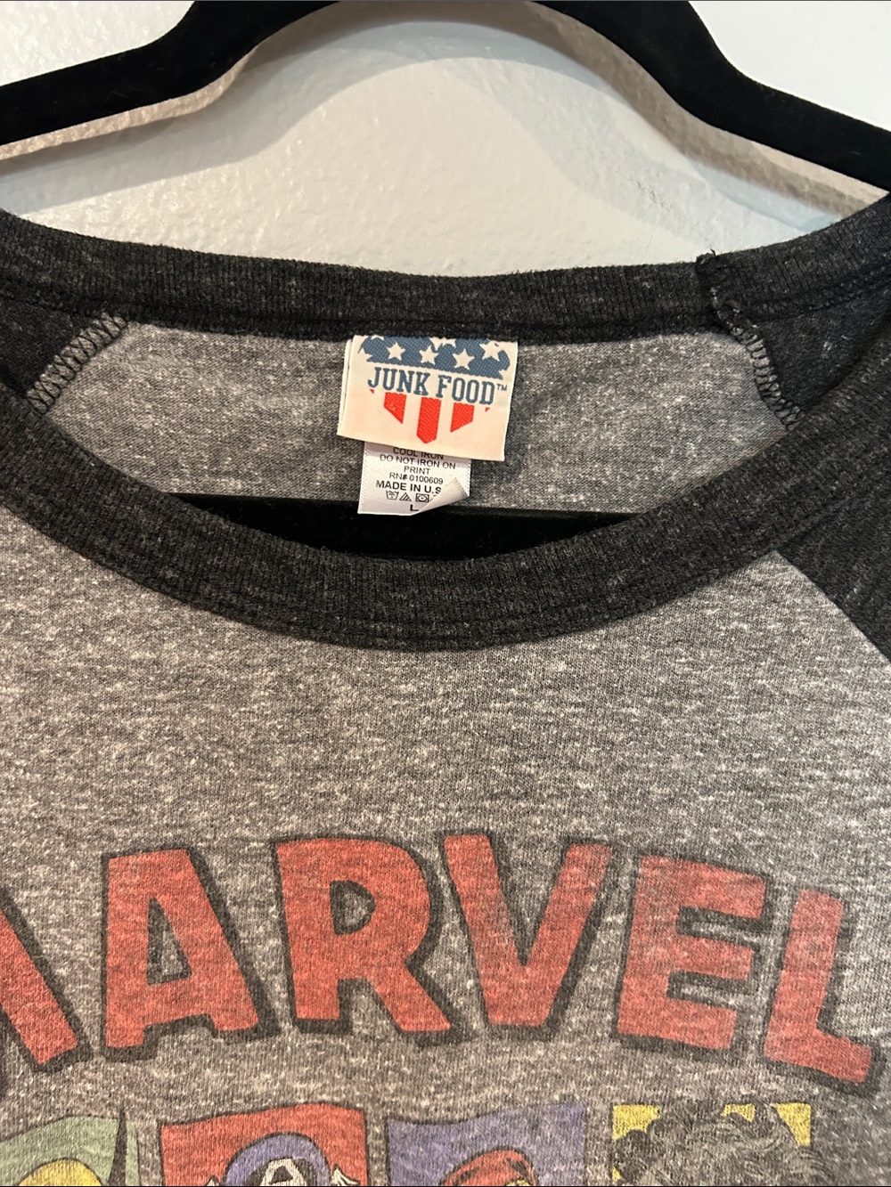 Junk Food Clothing Marvel Super Heroes Raglan Tee - Gray & Black - Picture 2 of 3